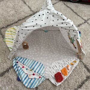Lovevery Baby Play Gym Mat with Tent